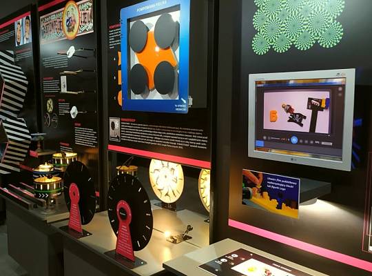 Grafika Wystawa Interaktywna w Łebie Illuzeum